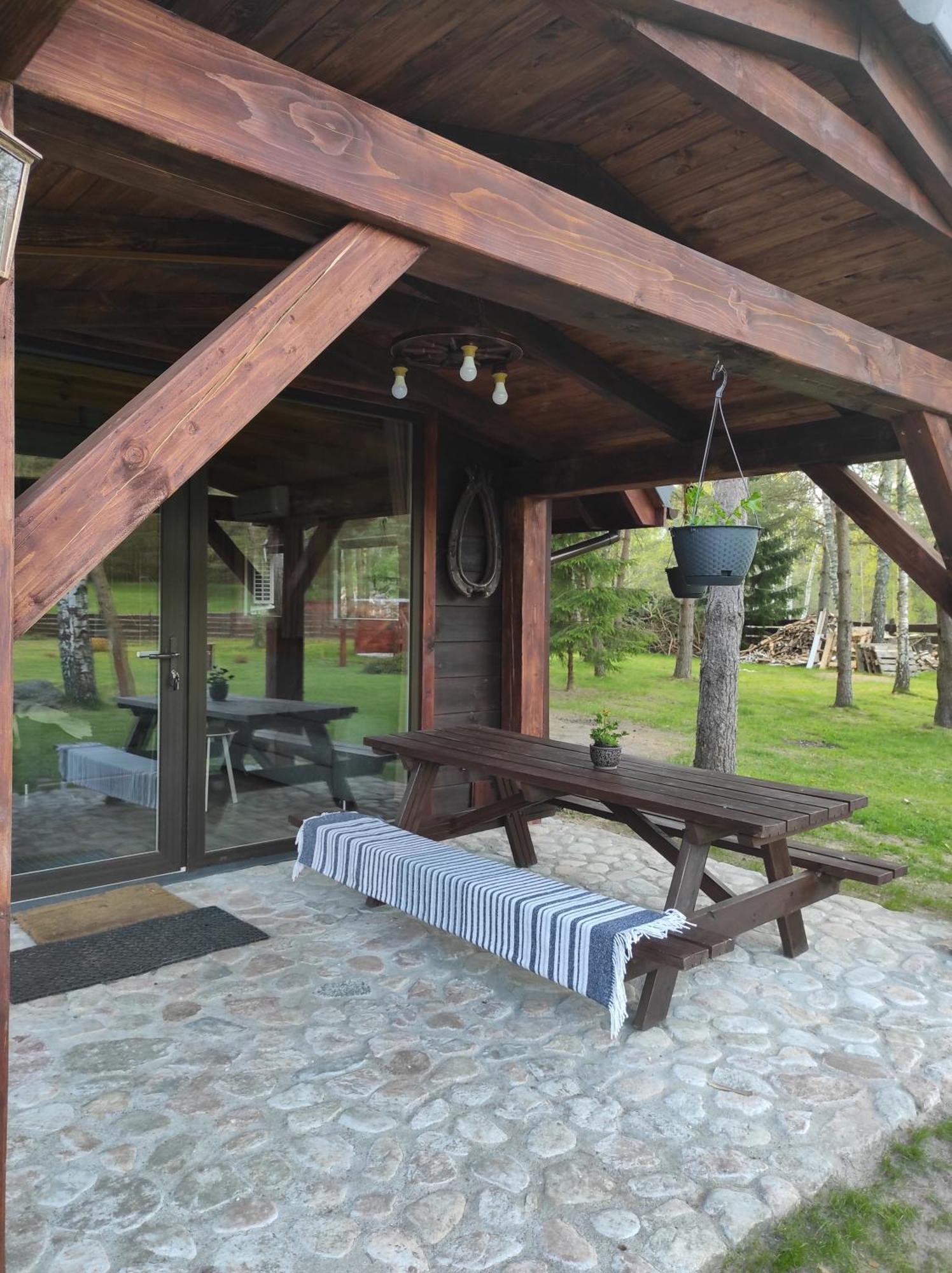 Dom Nad Stawem Krawno Villa เพียซกี ภายนอก รูปภาพ